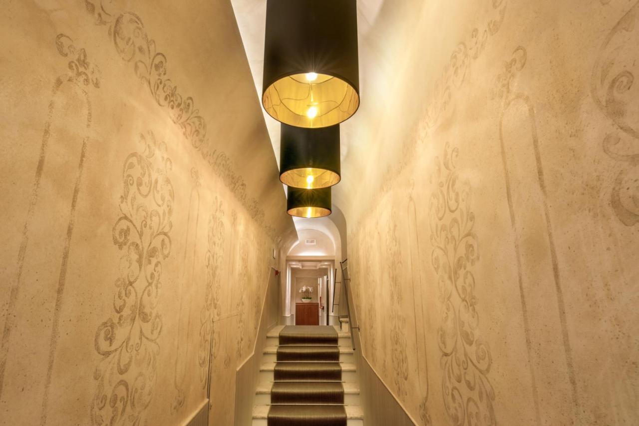 Condotti Palace Rome Exterior photo